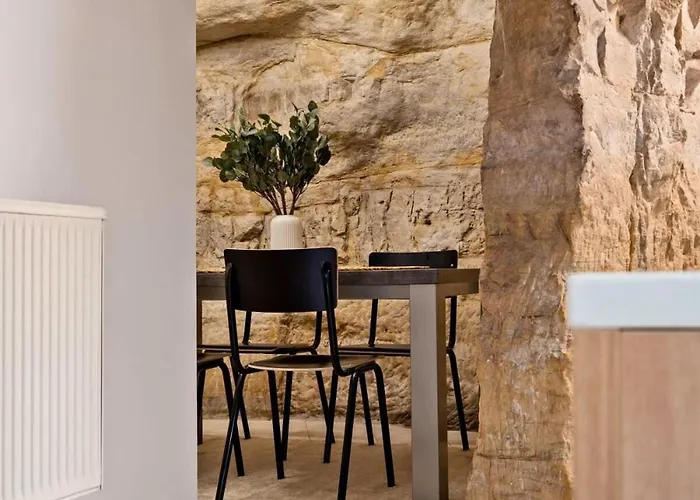 Charming Grund Retreat Near Neumuenster Abbey 公寓 *