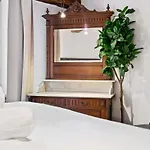 Charming Grund Retreat Near Neumuenster Abbey Appartement *