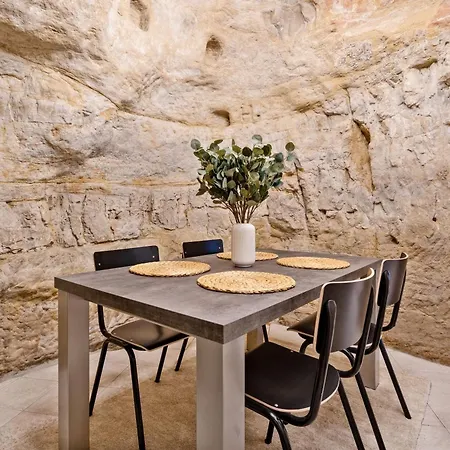 Apartment Charming Grund Retreat Near Neumünster Abbey Luxemburg