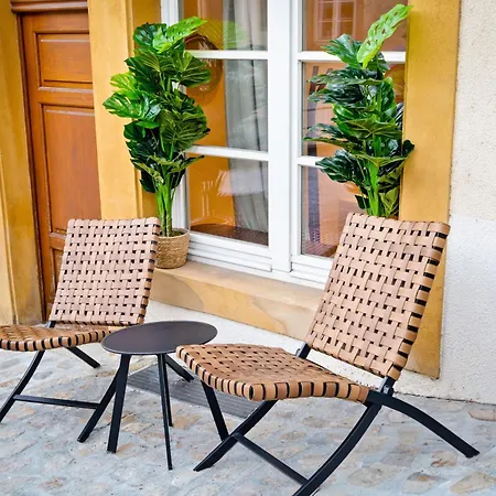 Cozy With Smart Tv, Elevator & Equipped Kitchen Appartement *