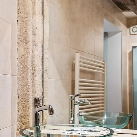 Cozy With Smart Tv, Elevator & Equipped Kitchen *