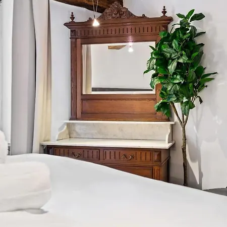 Charming Grund Retreat Near Neumuenster Abbey Apartman *