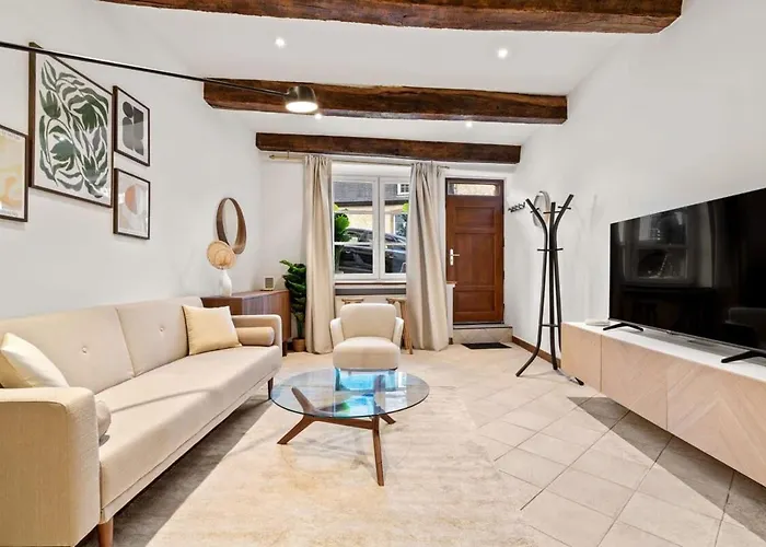 Charming Grund Retreat Near Neumuenster Abbey Daire