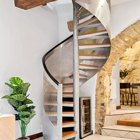 Cozy With Smart Tv, Elevator & Equipped Kitchen *