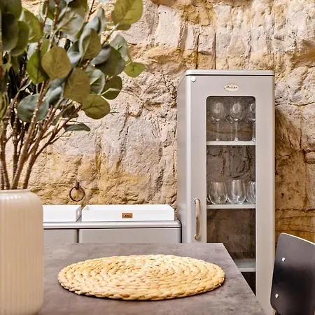 Apartment Cozy With Smart Tv, Elevator & Equipped Kitchen